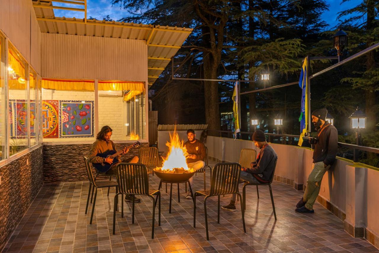 The Hosteller Mcleodganj, Mall Road McLeod Ganj Exteriör bild