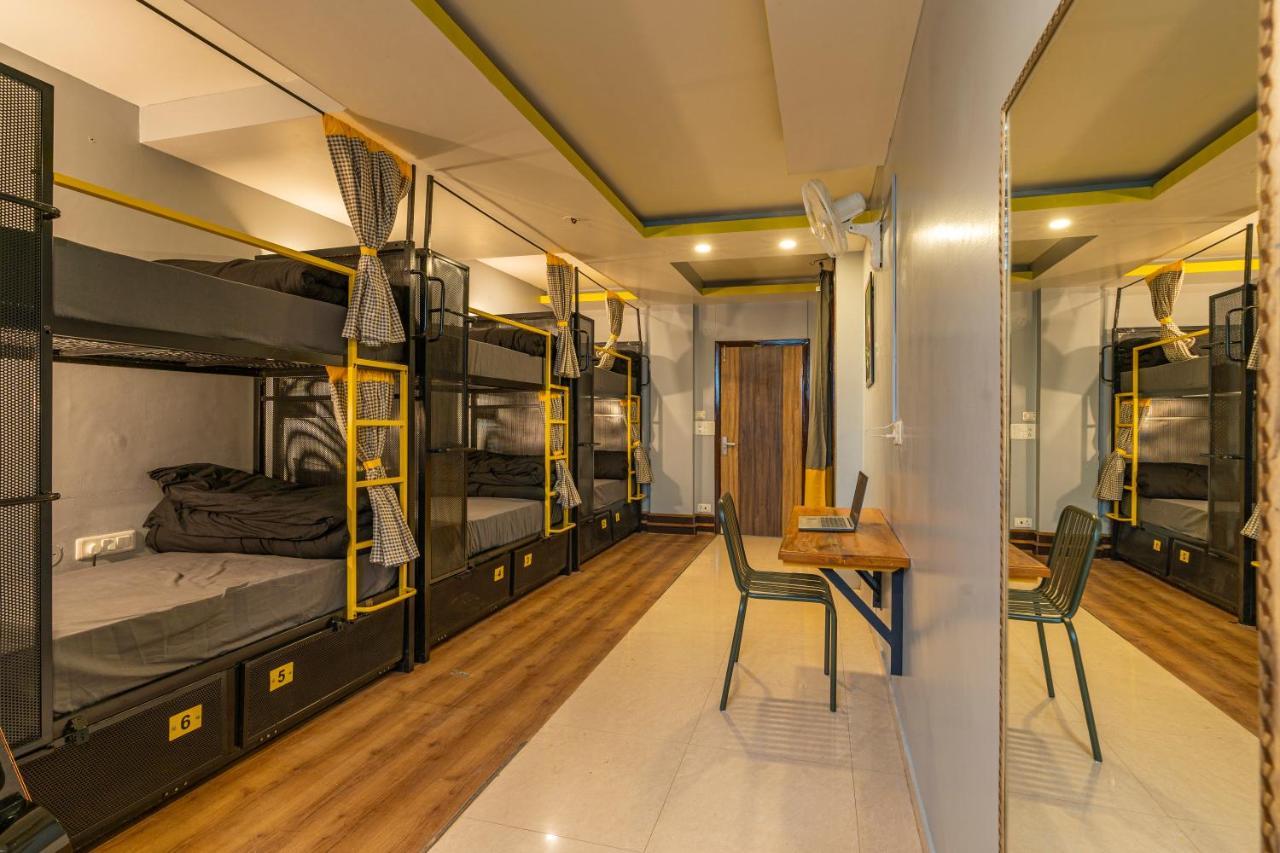 The Hosteller Mcleodganj, Mall Road McLeod Ganj Exteriör bild