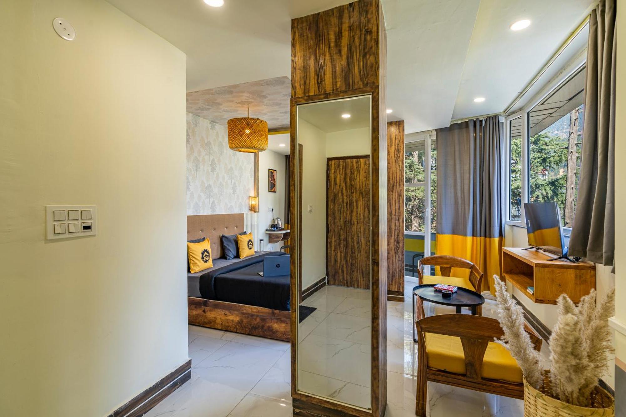 The Hosteller Mcleodganj, Mall Road McLeod Ganj Exteriör bild